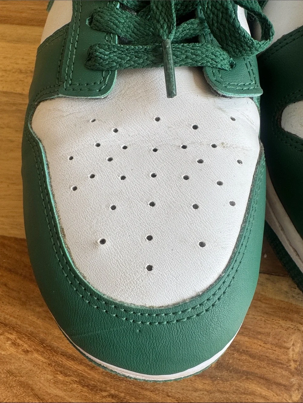 Nike SB Dunk Low “Classic Green” style code 898889-103 US Men’s size 7